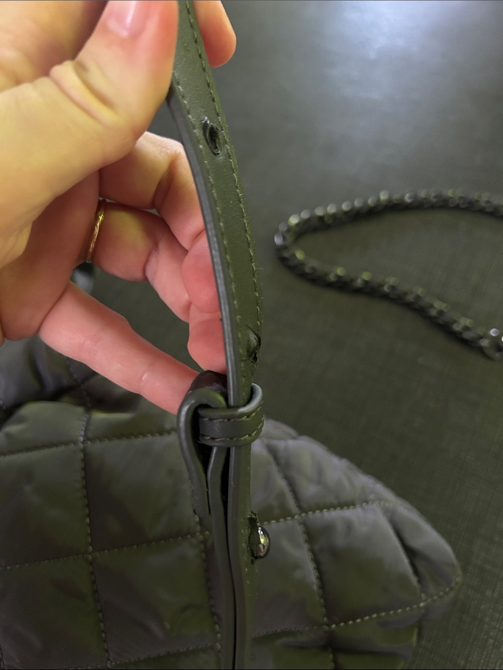 ❤️ 3/$18 Quilted Crossbody Bag in Gray - Lightweight Everyday Purse - Picture 9 of 9
